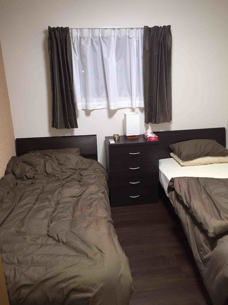 B&B 4 ROOMS 那覇