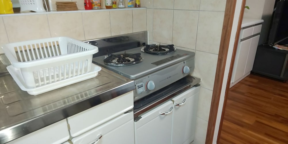 MIYAGI APARTMENT AKEBONO 那覇
