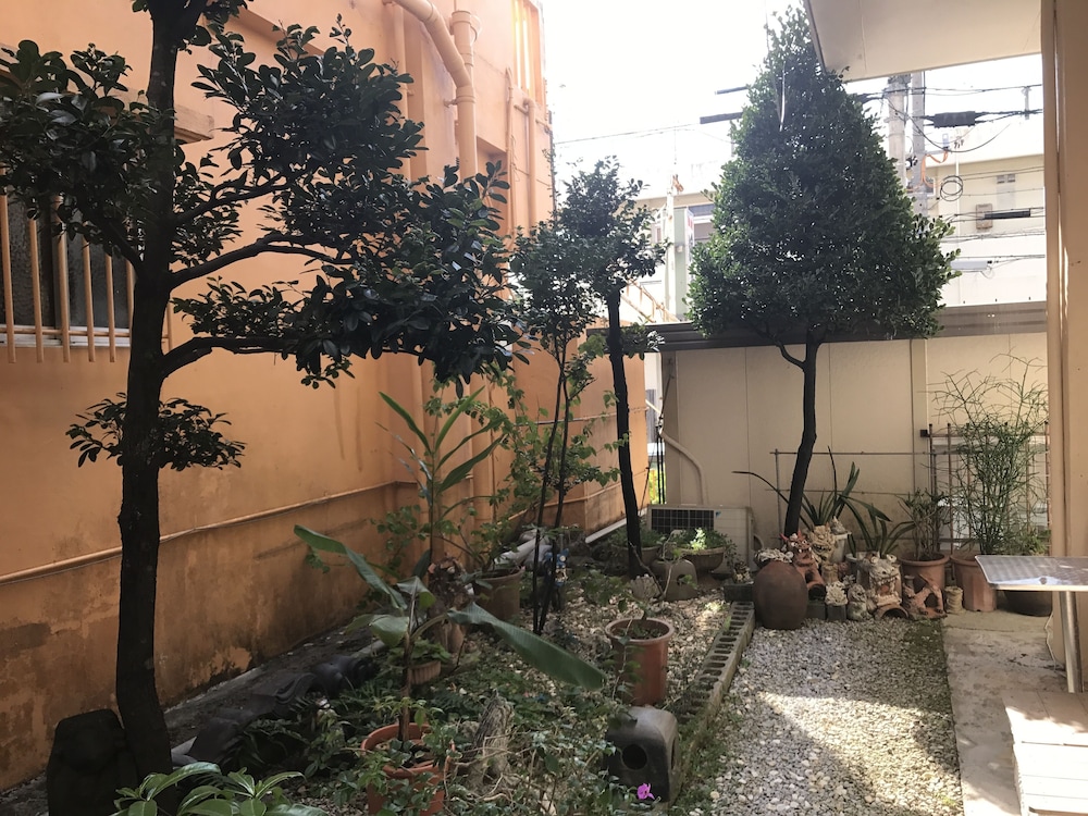 GONE HOUSE 那覇