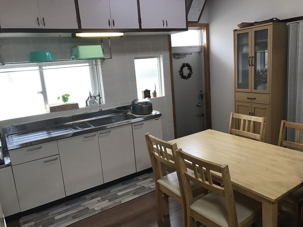 GONE HOUSE 那覇