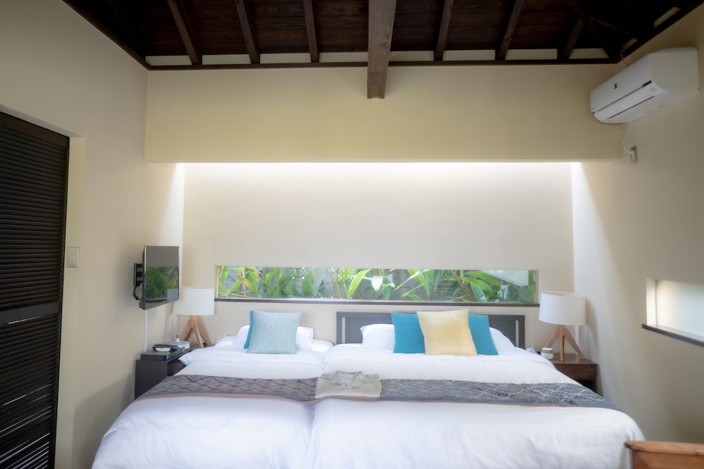 KOURIISLAND HOTEL CAVA 那覇