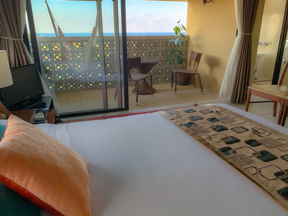 KOURIISLAND HOTEL CAVA 那覇