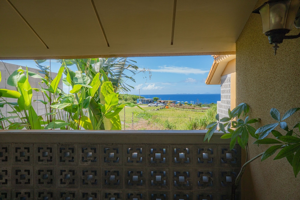 KOURIISLAND HOTEL CAVA 那覇
