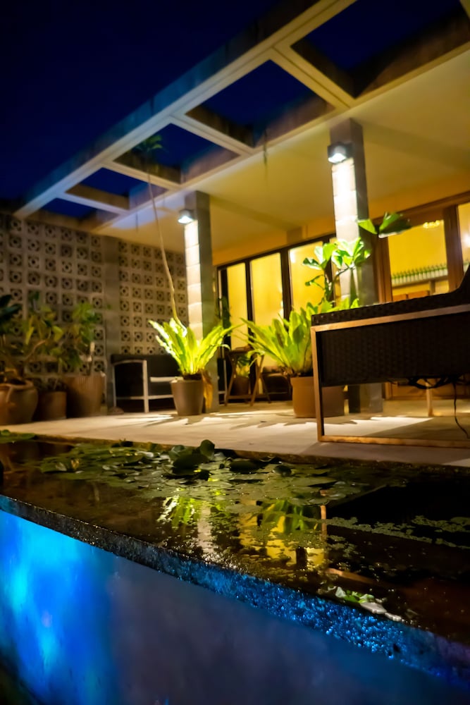 KOURIISLAND HOTEL CAVA 那覇
