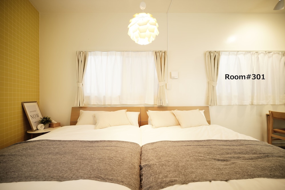 HOTEL TOMASMAKISHI 那覇