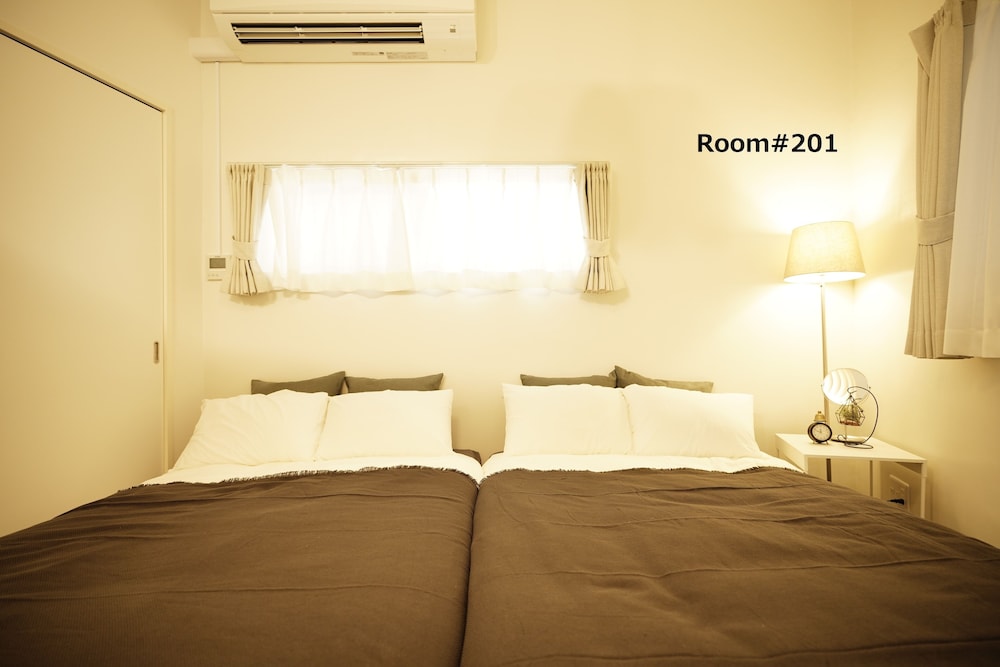 HOTEL TOMASMAKISHI 那覇