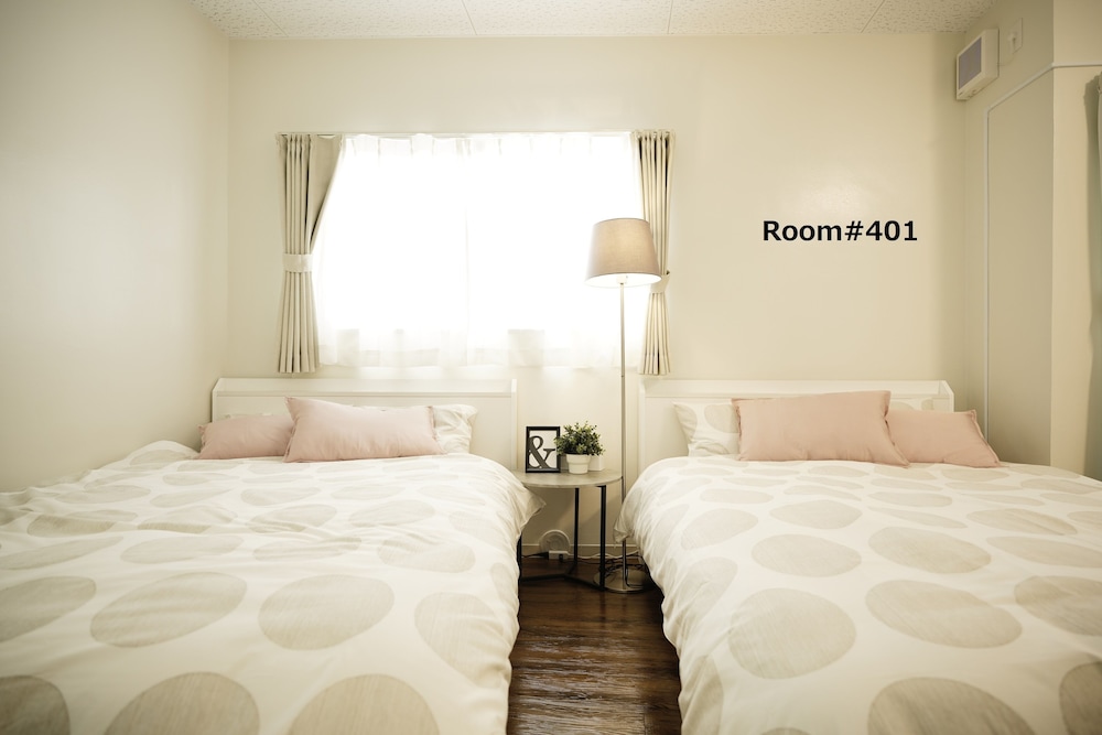 HOTEL TOMASMAKISHI 那覇