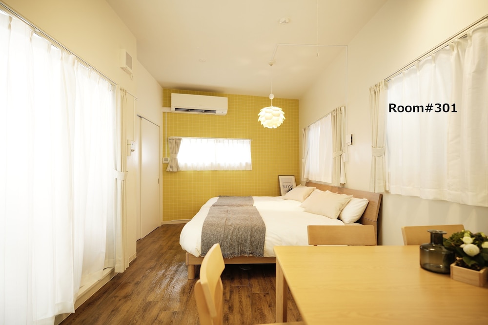 HOTEL TOMASMAKISHI 那覇