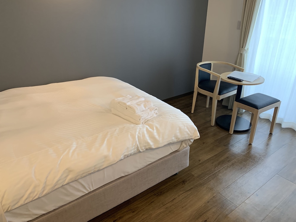 MR.KINJO IN TOMIGUSUKU 那覇