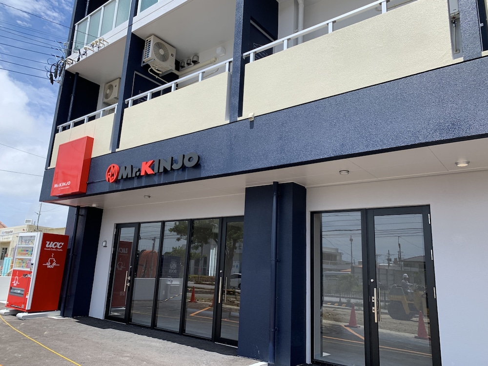 MR.KINJO IN TOMIGUSUKU 那覇