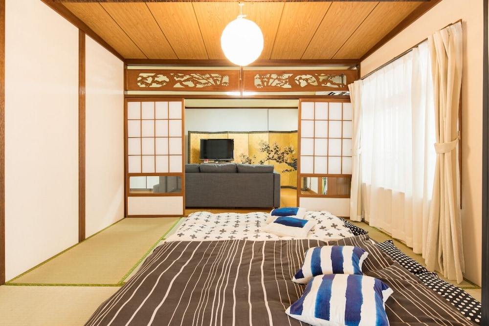 NAHA ASAHIBASHI CONDOMINIUM HOLIDAY 那覇