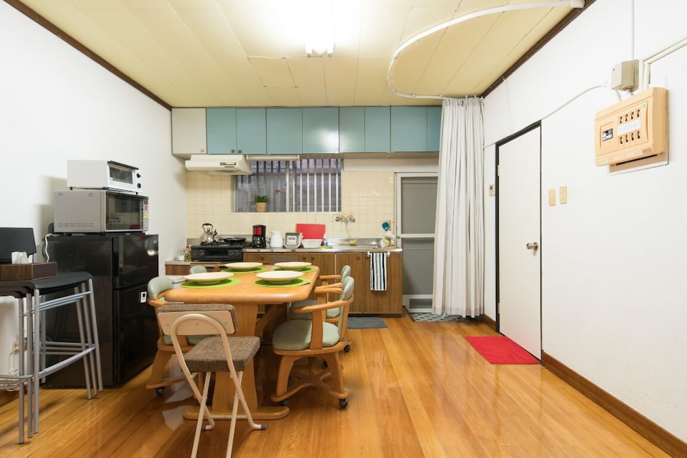 NAHA ASAHIBASHI CONDOMINIUM HOLIDAY 那覇