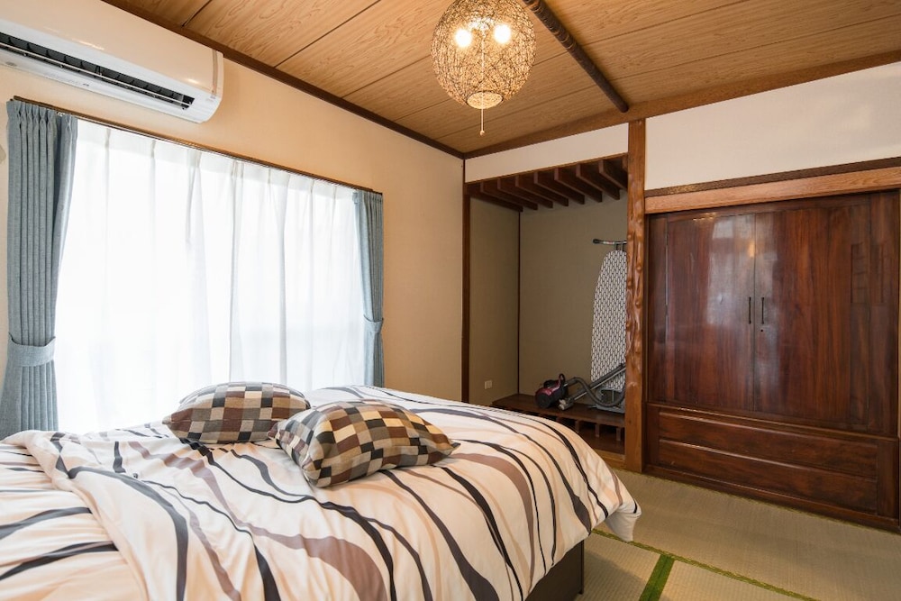 NAHA ASAHIBASHI CONDOMINIUM HOLIDAY 那覇