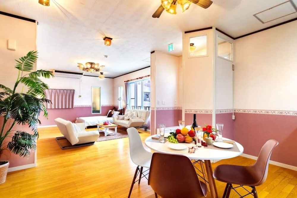 CHATAN SEASIDE FLAT VILLA 那覇