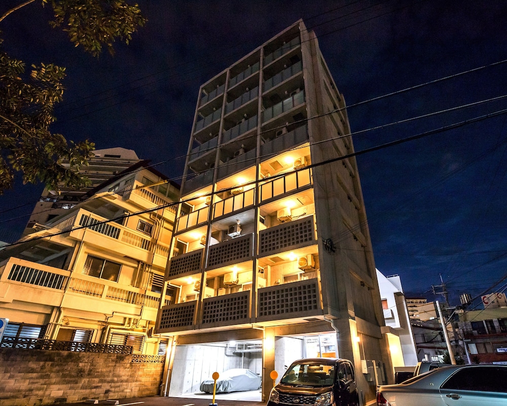 LITTLE ISLAND OKINAWA 牧志 那覇