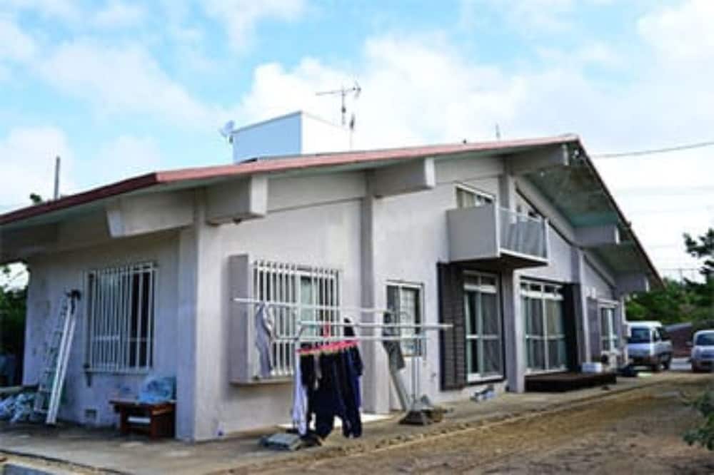 MIYAGI SAN'S HOME 那覇