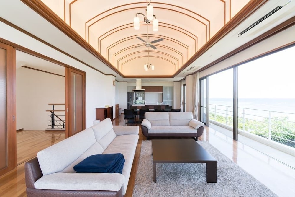 PRIVATE VILLA LUXE 那覇