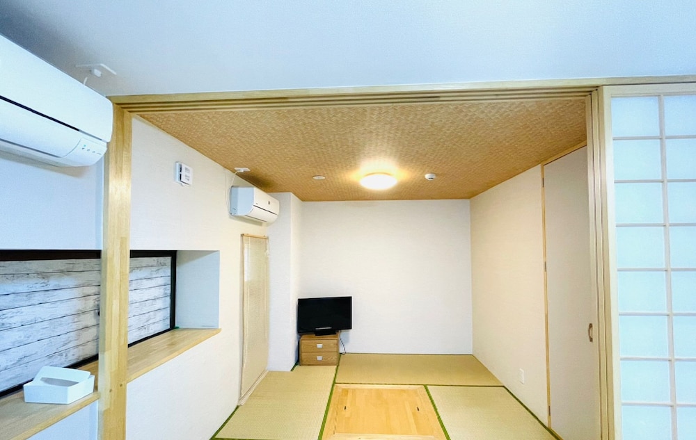MCITY IN WAKASA 那覇