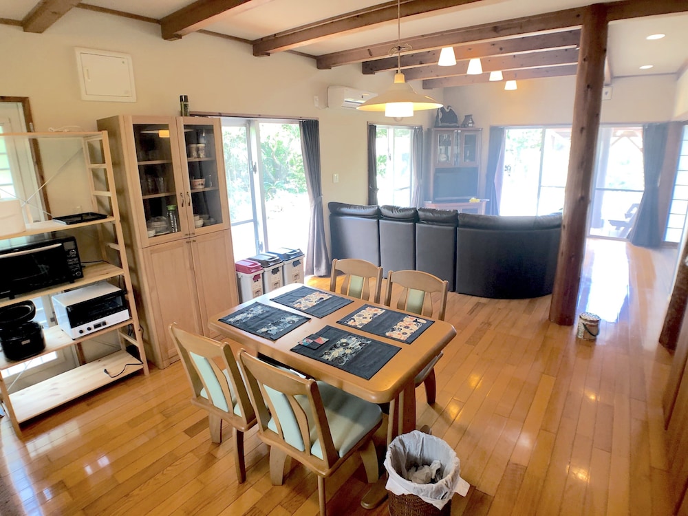 COTTAGE MUINOCHICHI 那覇