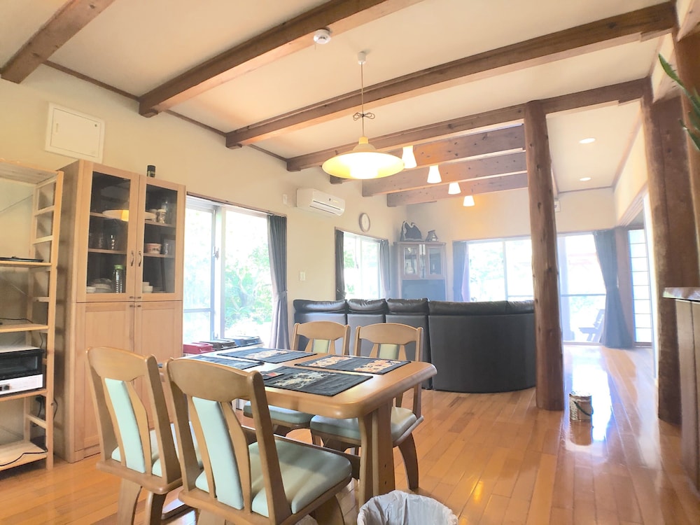 COTTAGE MUINOCHICHI 那覇