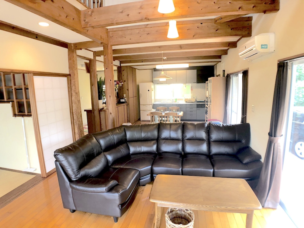 COTTAGE MUINOCHICHI 那覇