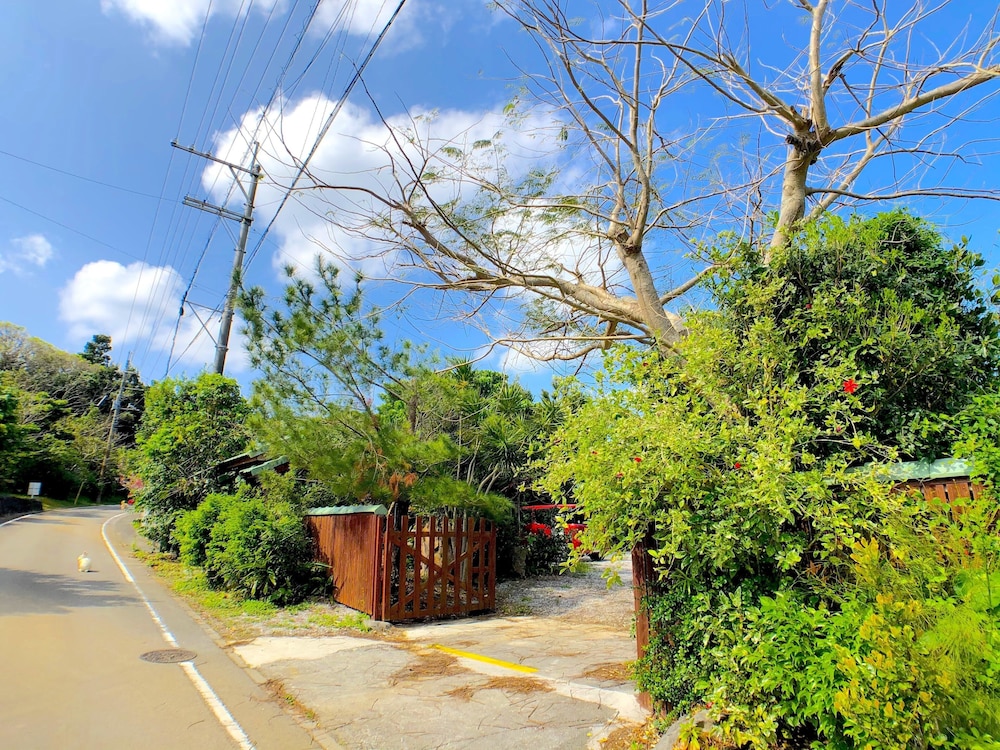 COTTAGE MUINOCHICHI 那覇