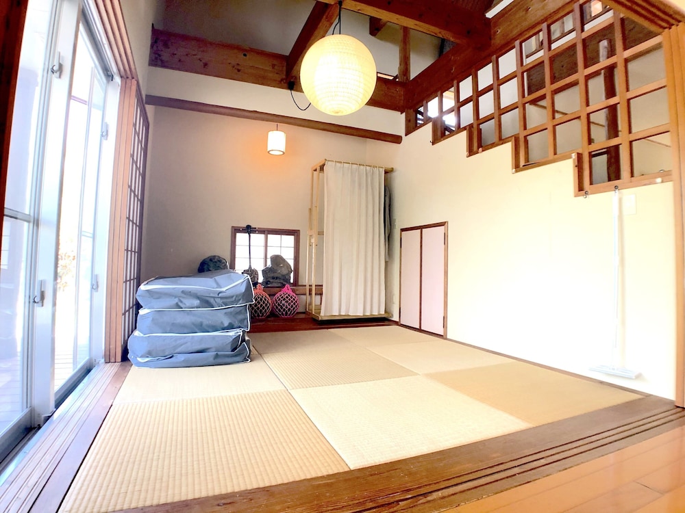 COTTAGE MUINOCHICHI 那覇