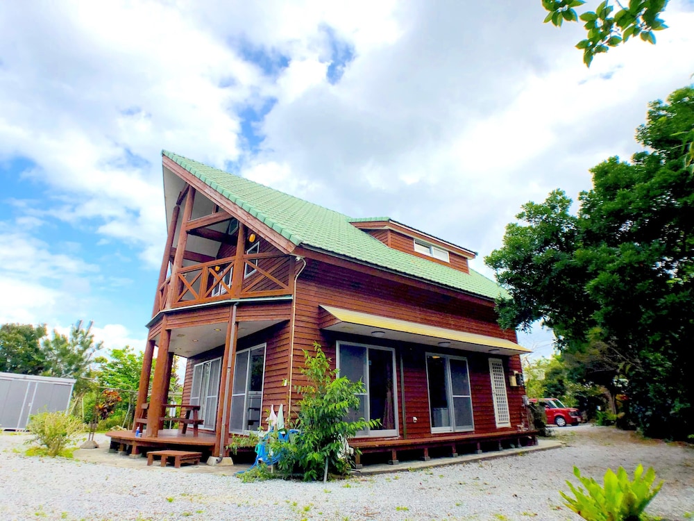 COTTAGE MUINOCHICHI 那覇