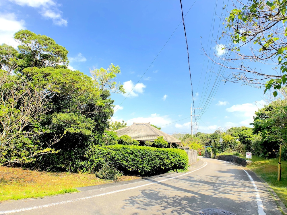 COTTAGE MUINOCHICHI 那覇