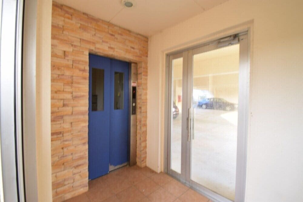 FAMILY CONDOMINIUM MILLER'S 4F 那覇