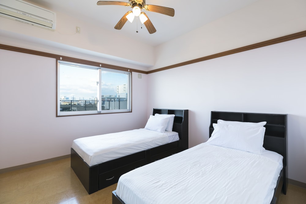 FAMILY CONDOMINIUM MILLER'S 4F 那覇