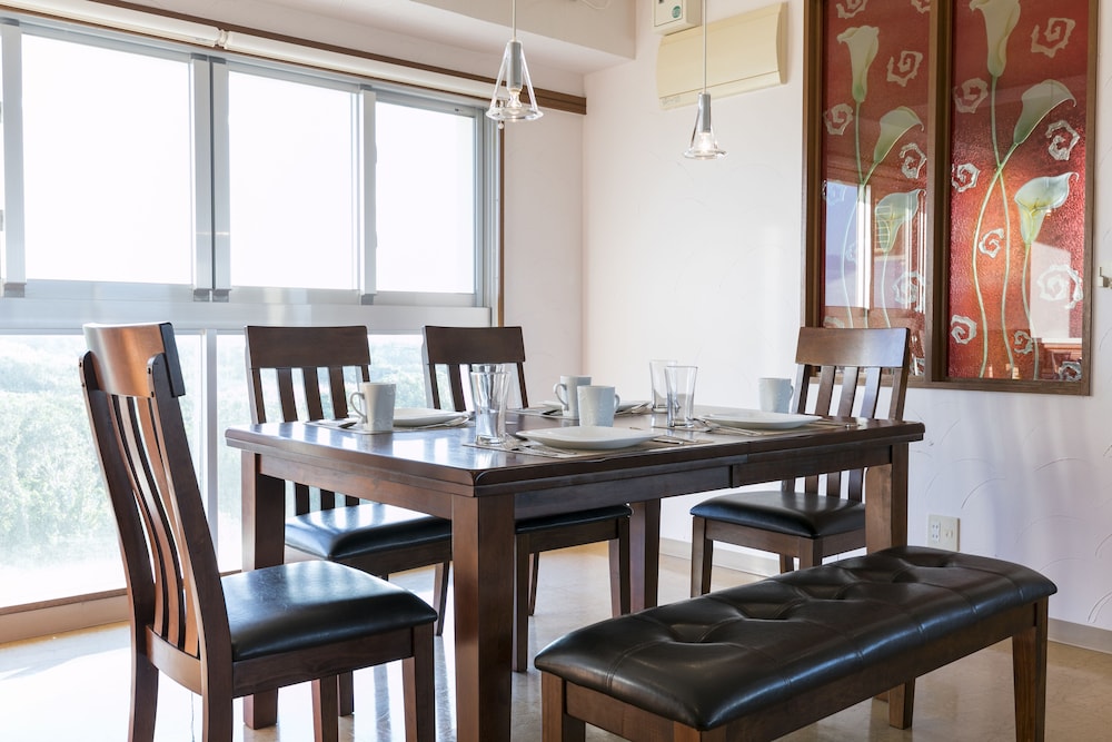 FAMILY CONDOMINIUM MILLER'S 4F 那覇