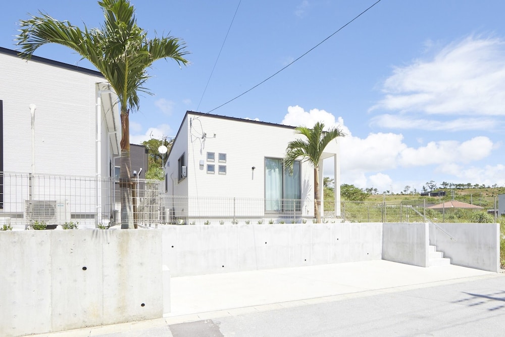 E-HORIZON RESORT CONDOMINIUM NAGO C 那覇