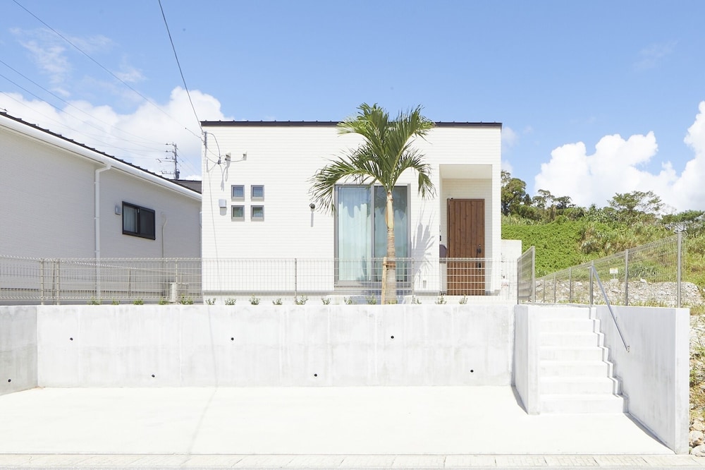 E-HORIZON RESORT CONDOMINIUM NAGO C 那覇