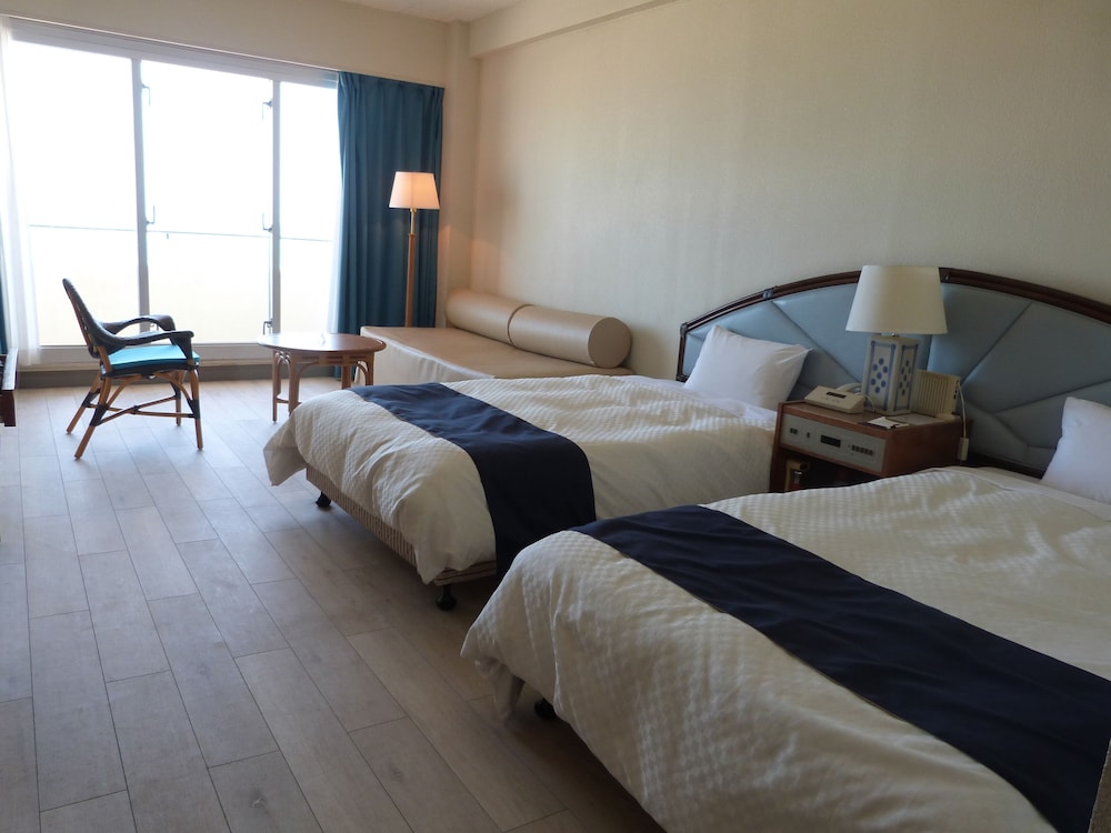 EN RESORT KUMEJIMA EEF BEACH HOTEL 那覇
