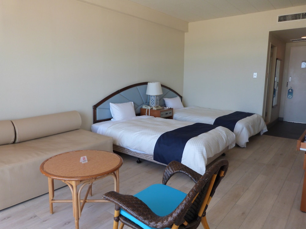 EN RESORT KUMEJIMA EEF BEACH HOTEL 那覇