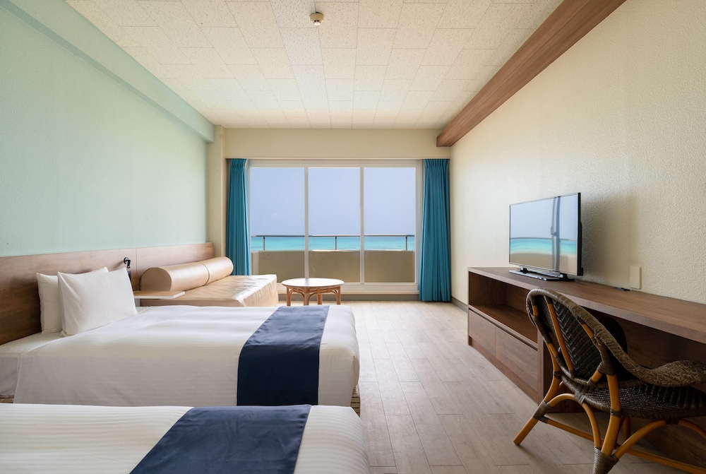 EN RESORT KUMEJIMA EEF BEACH HOTEL 那覇