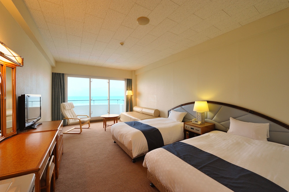 EN RESORT KUMEJIMA EEF BEACH HOTEL 那覇
