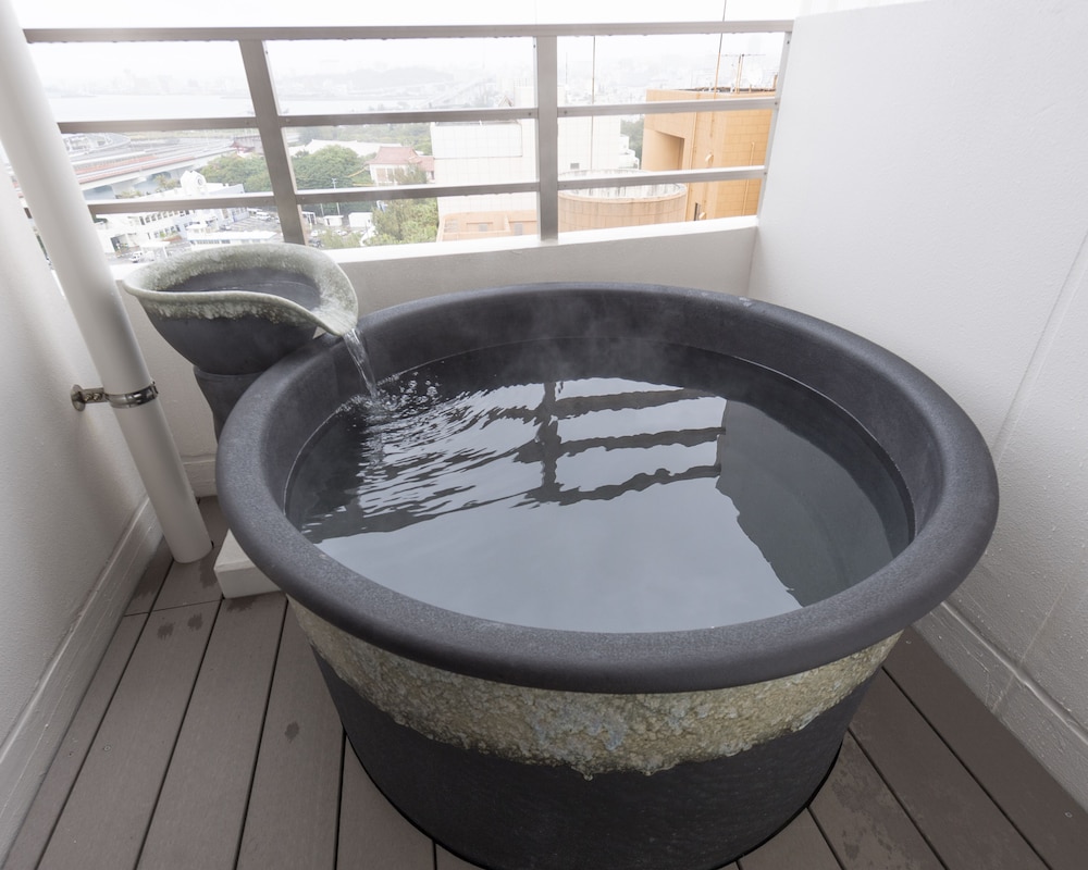 HOTEL SANSUI NAHA 琉球温泉 波之上の湯 那覇
