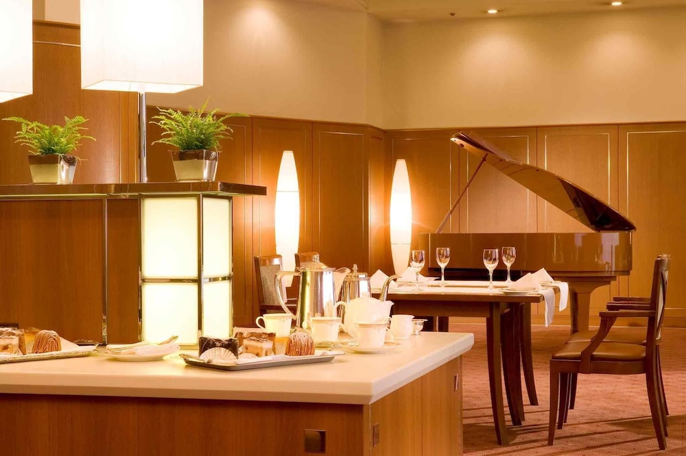 ザ サイプレス メルキュールホテル 名古屋 名古屋