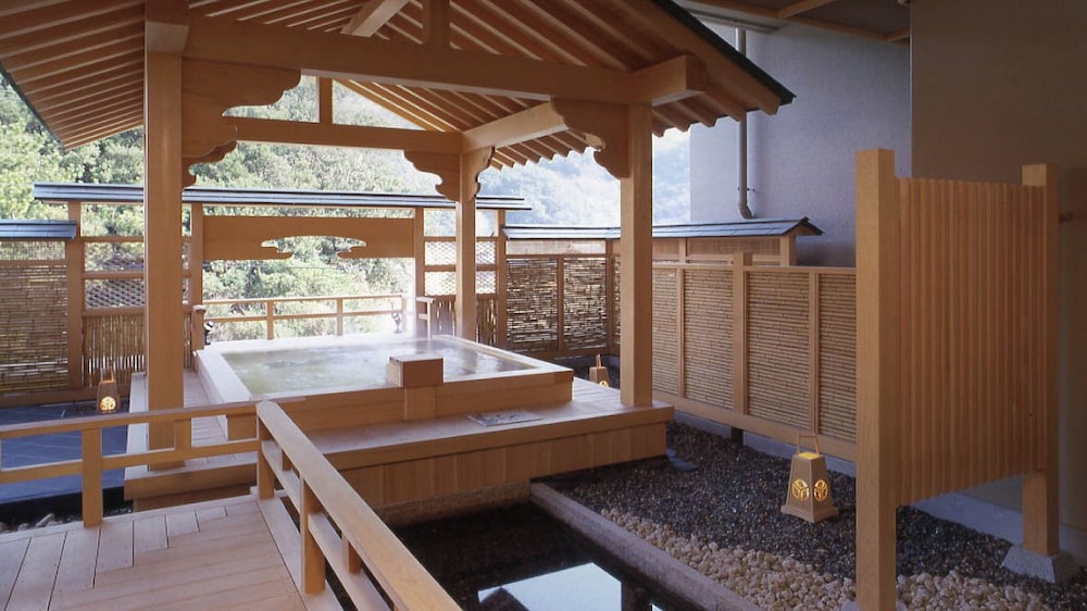 南知多 山海温泉 【和風旅館 粛 海風】 名古屋