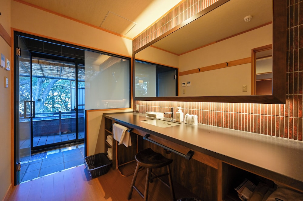 風の谷の庵 名古屋