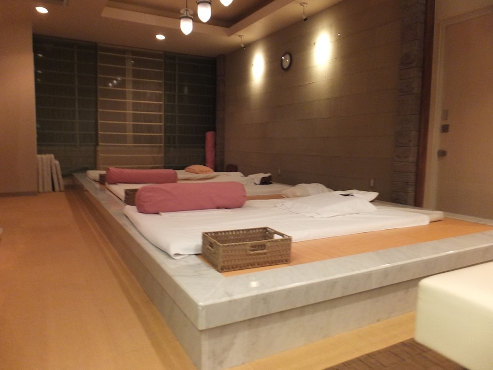 カプセル ホテル ウェルビー栄 - 男性専用 名古屋