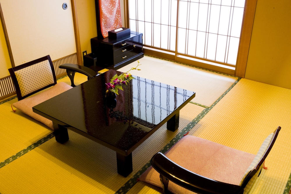 三谷温泉 ひがきホテル 名古屋