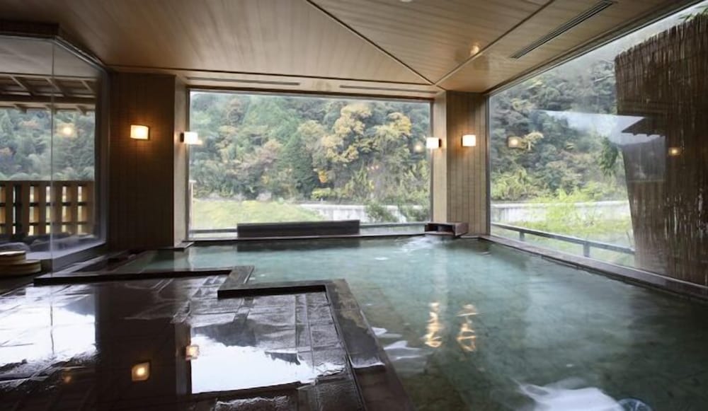 旬樹庵 紫翠閣 とうふや 名古屋