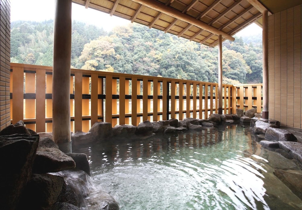 旬樹庵 紫翠閣 とうふや 名古屋