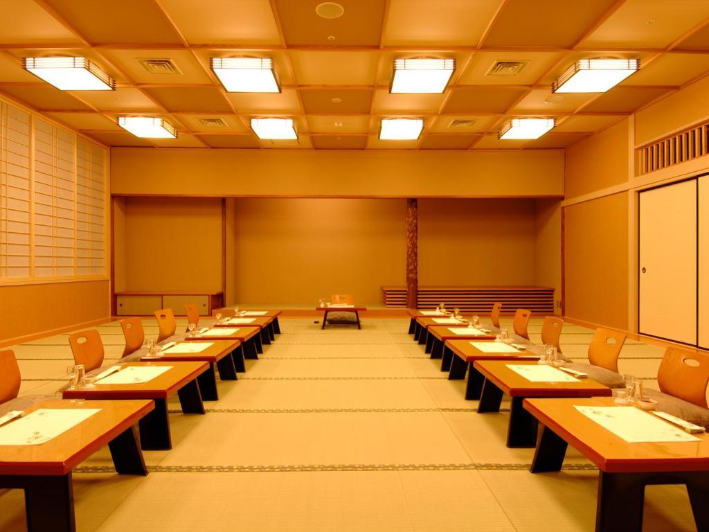 蒲郡温泉郷　三河湾ヒルズ・ホテル 名古屋