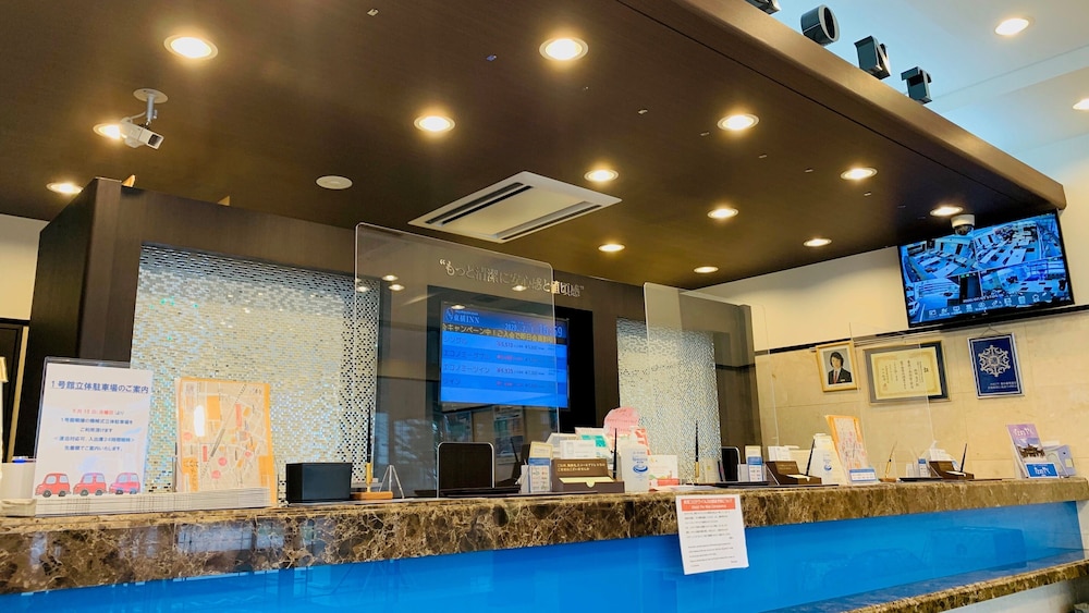 東横 INN 三河安城駅新幹線南口 2 名古屋