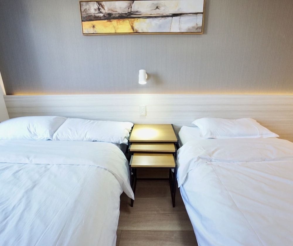 HOSTEL 758 NAGOYA3B 名古屋