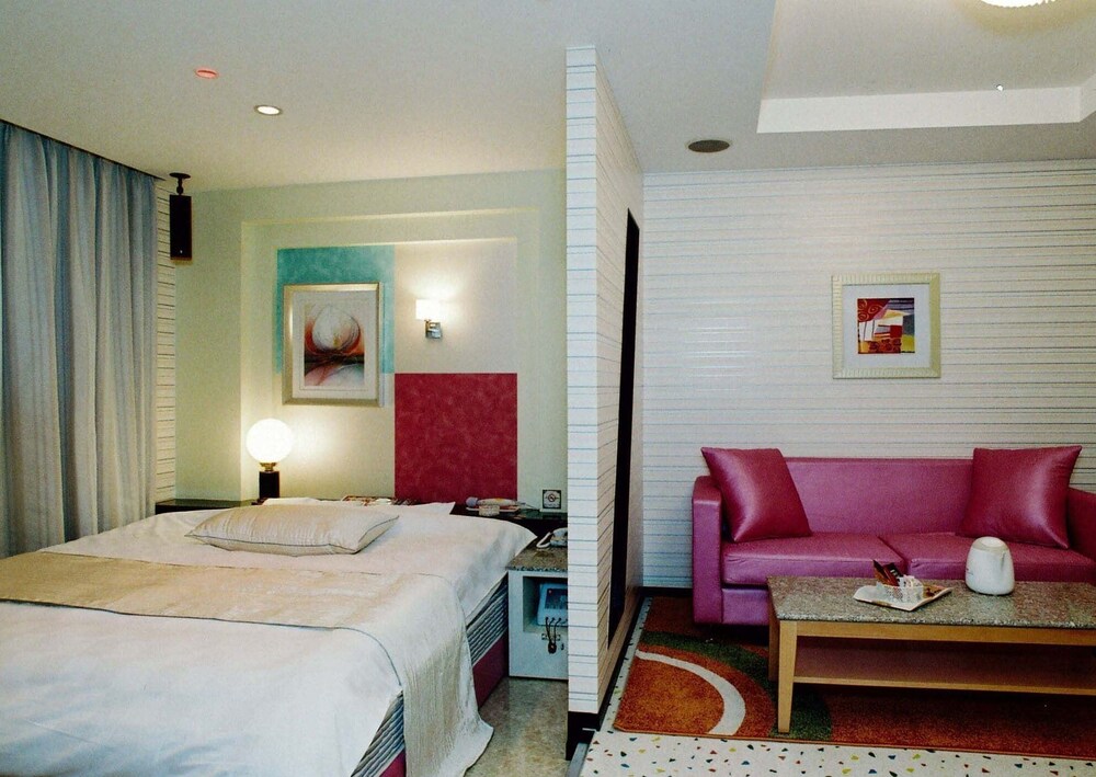 HOTEL ANTOINETTE -SPA RESORT - 大人限定 名古屋